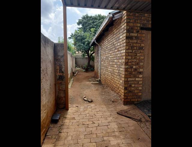 3 BEDROOM PROPERTY TO RENT IN CLAYVILLE